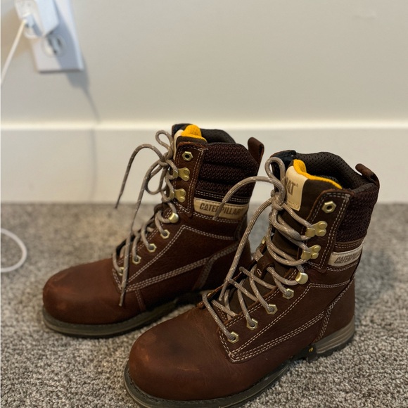 Caterpillar Women’s clover 8” ST CSA Safety boot - Picture 1 of 7